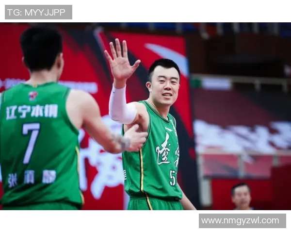 火箭队与小牛队精彩对决现场直播全程回顾与分析